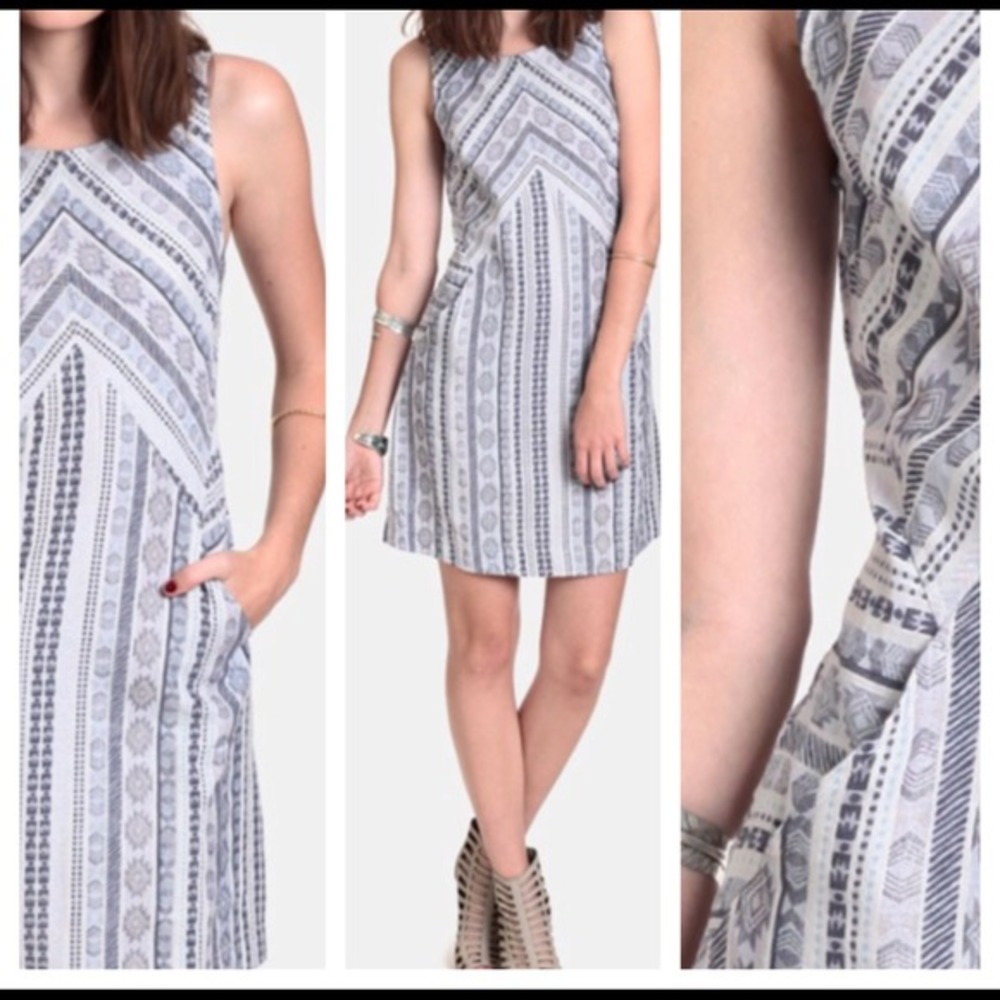 Blue Skies Brand Soft Geometric Print Dress Size Large L with Pockets